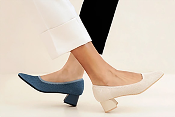 comfortable womens shoes for wide feet